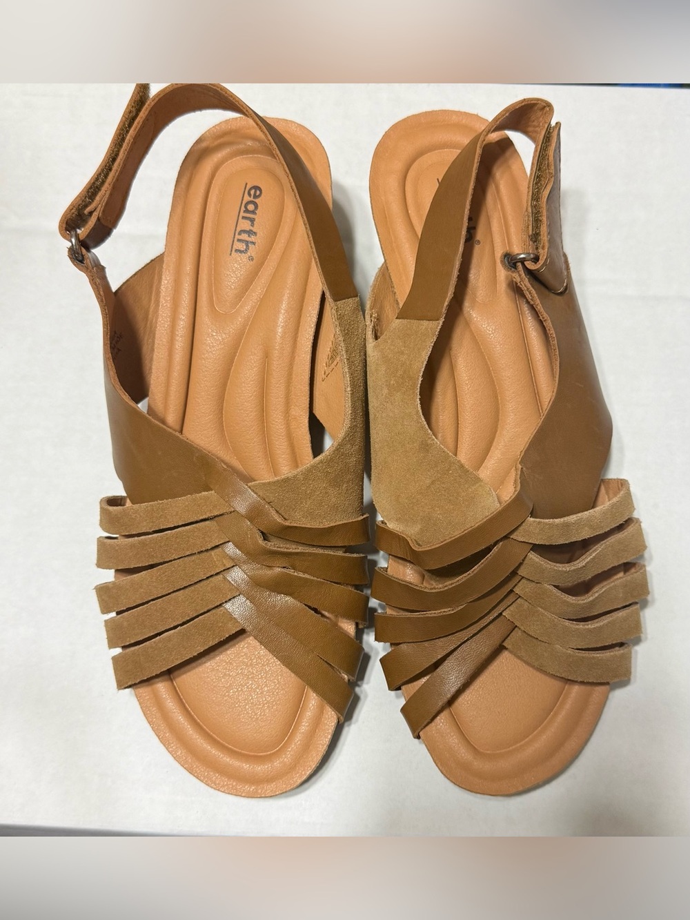 New Earth Tan Multi-Strap Slingback Sandals size 8